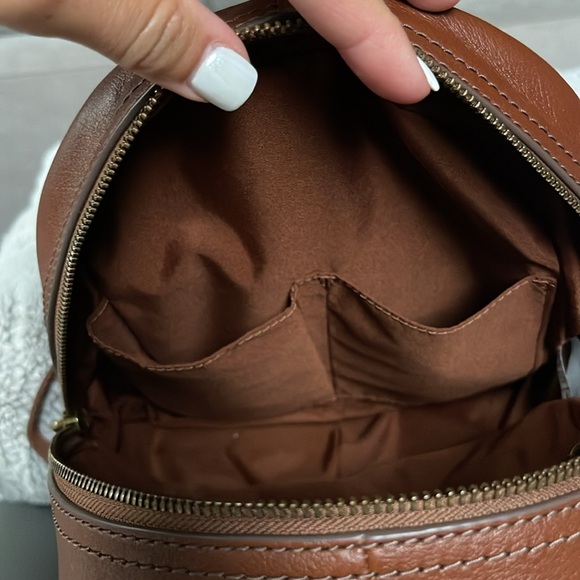 Fossil Backpack - Picture 6 of 9